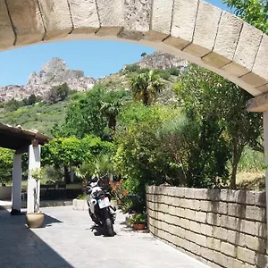  Bed & Breakfast Casa Puccio Italy
